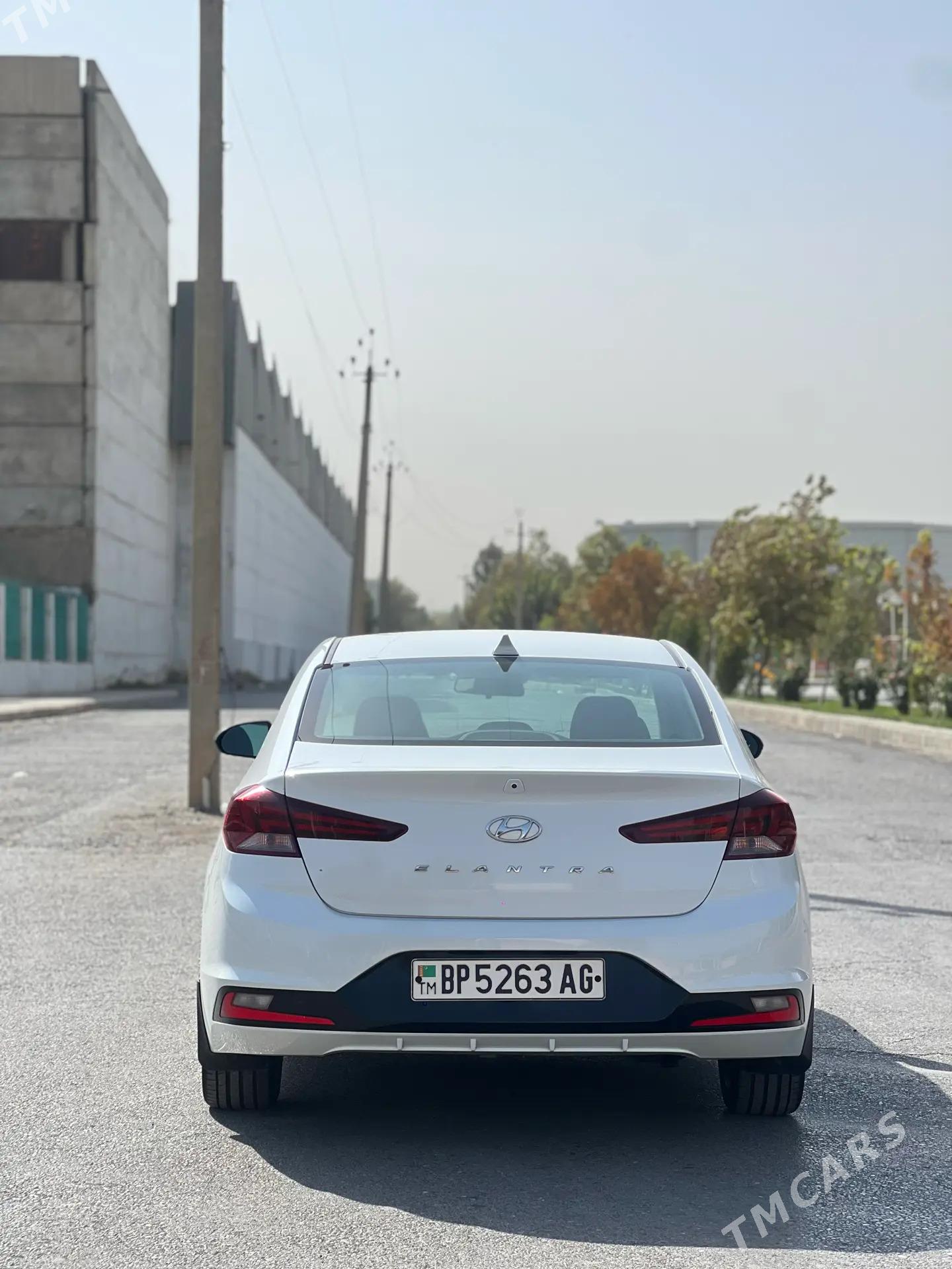 Hyundai Elantra 2020 - 190 000 TMT - Aşgabat - img 6