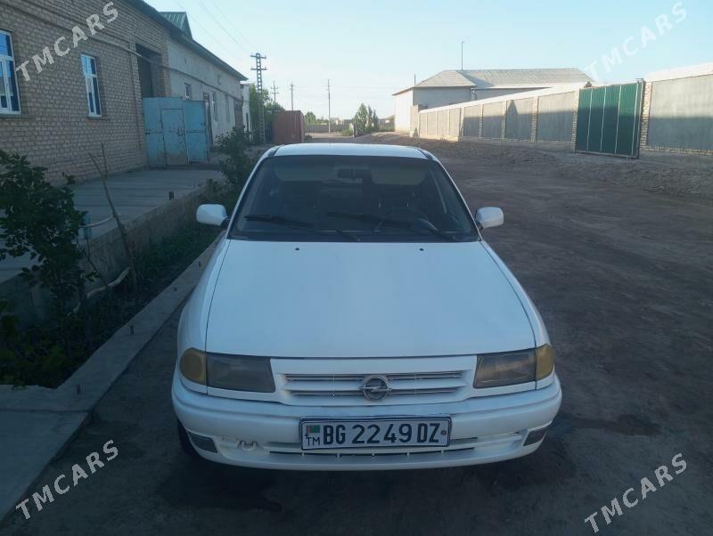 Opel Astra 1993 - 50 000 TMT - Шабатский этрап - img 1