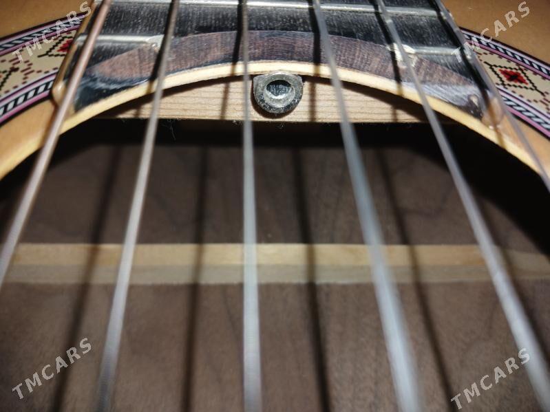 Gitara Valencia profesional - 11 мкр - img 3