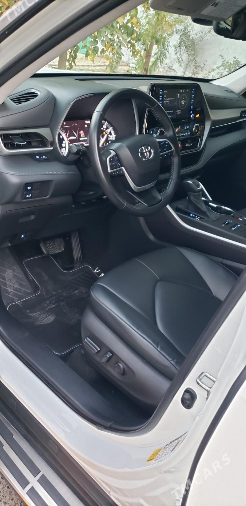 Toyota Highlander 2022 - 599 000 TMT - Байрамали - img 6