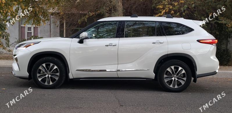 Toyota Highlander 2022 - 599 000 TMT - Байрамали - img 5