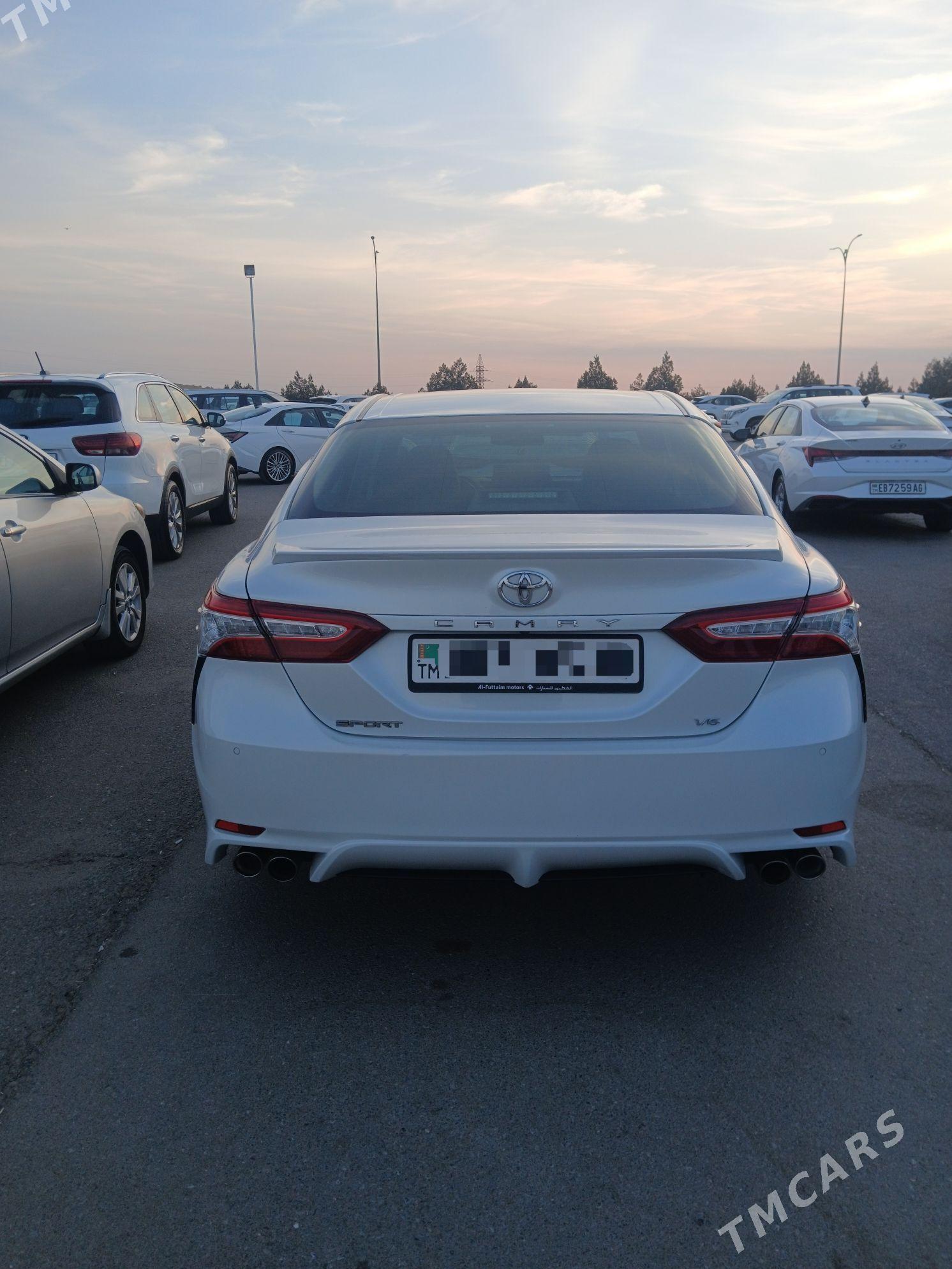 Toyota Camry 2021 - 470 000 TMT - Aşgabat - img 4