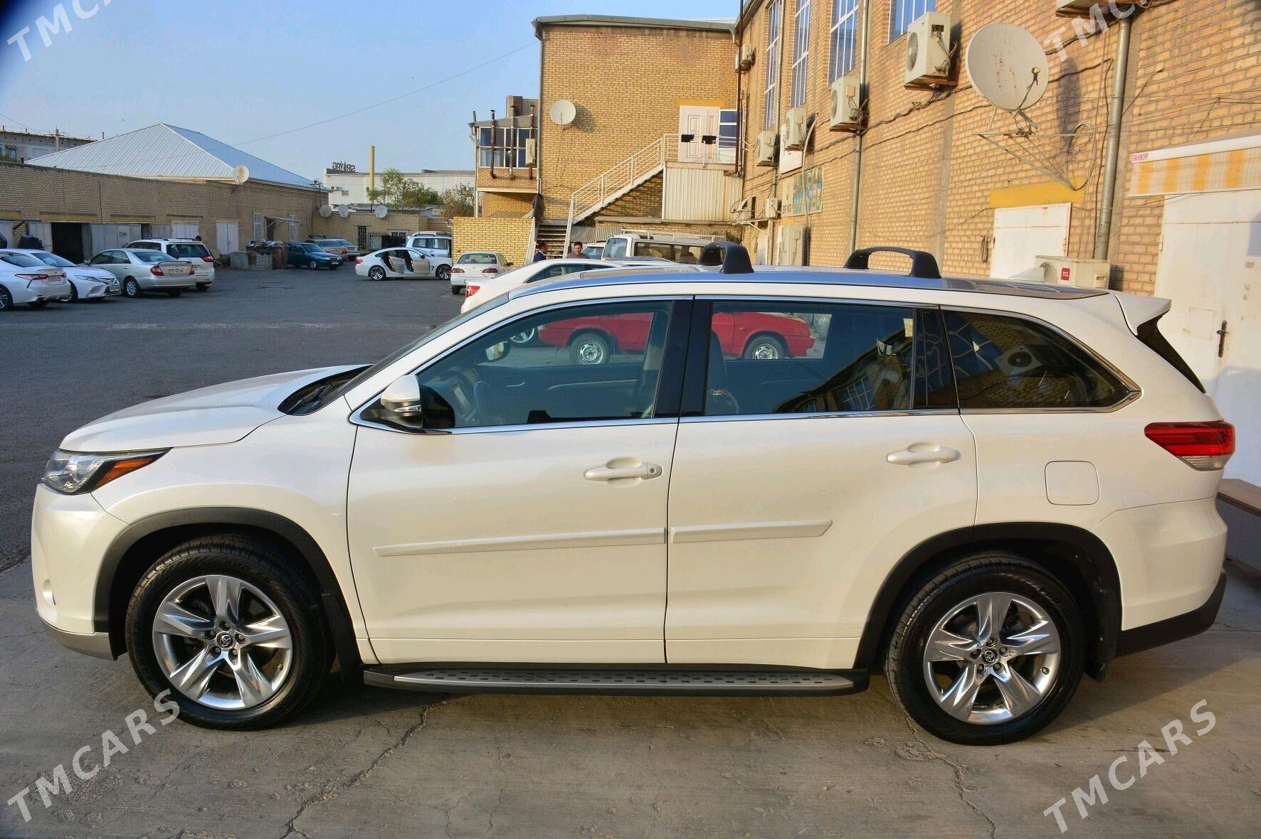 Toyota Highlander 2018 - 520 000 TMT - Мары - img 6