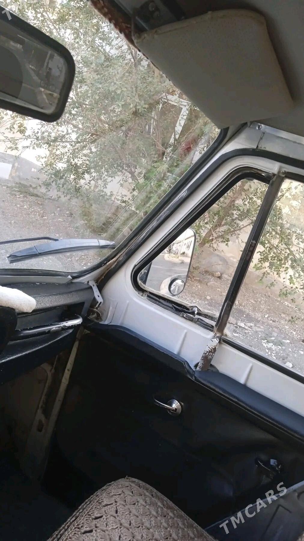 UAZ 469 2000 - 65 000 TMT - Туркменбаши - img 2