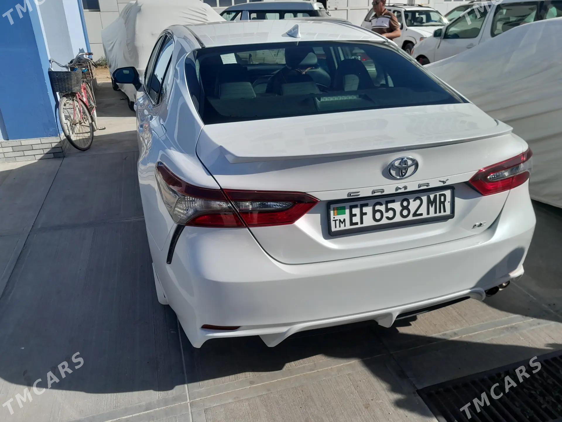 Toyota Camry 2021 - 293 000 TMT - Ашхабад - img 1