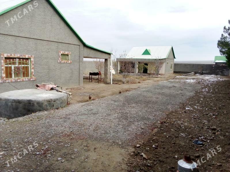 satlyk daca - Бахарден - img 3