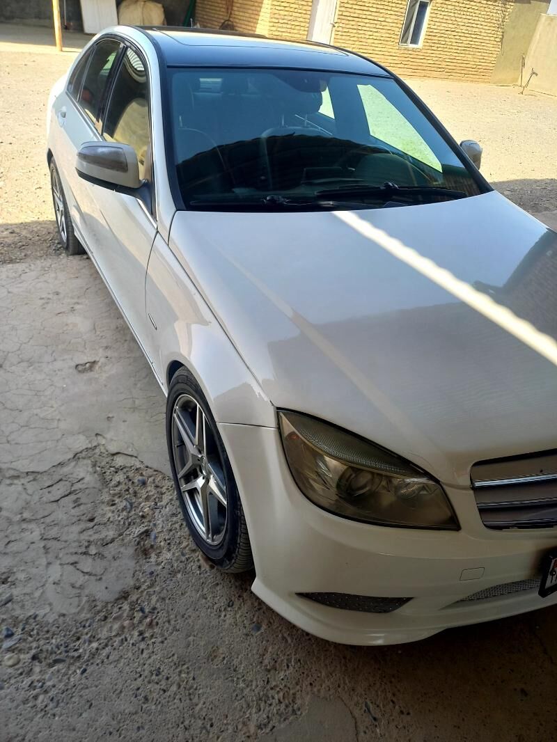 Mercedes-Benz C-Class 2010 - 170 000 TMT - Kaka - img 4