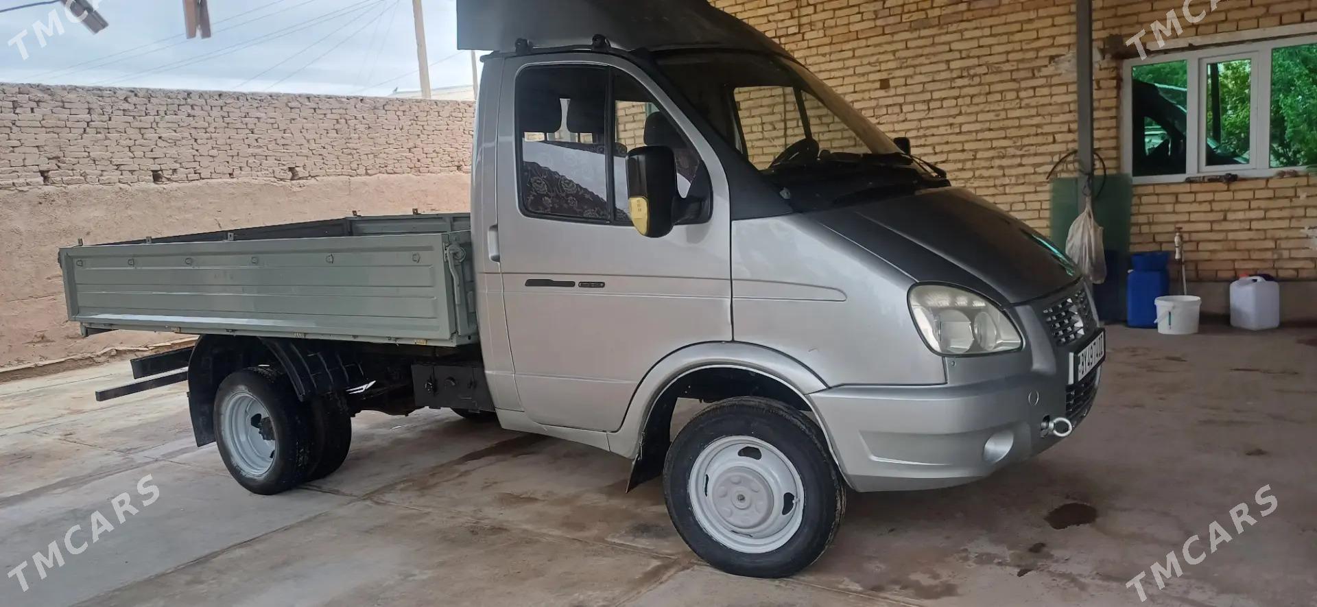 Gaz Gazel 2012 - 180 000 TMT - етр. Туркменбаши - img 3