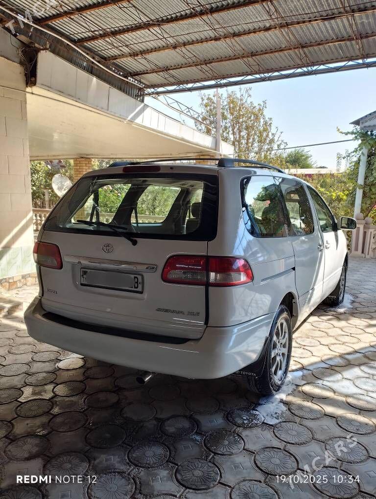 Toyota Sienna 2001 - 175 000 TMT - Керки - img 4