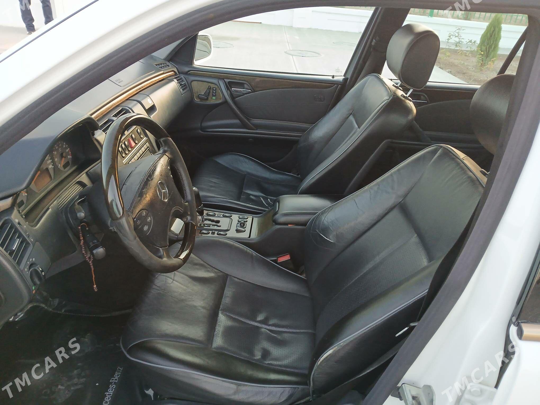 Mercedes-Benz E430 2002 - 120 000 TMT - Тязе заман - img 9