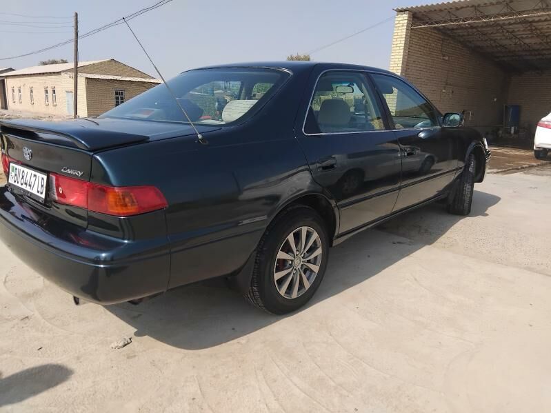 Toyota Camry 1998 - 115 000 TMT - Halaç - img 4