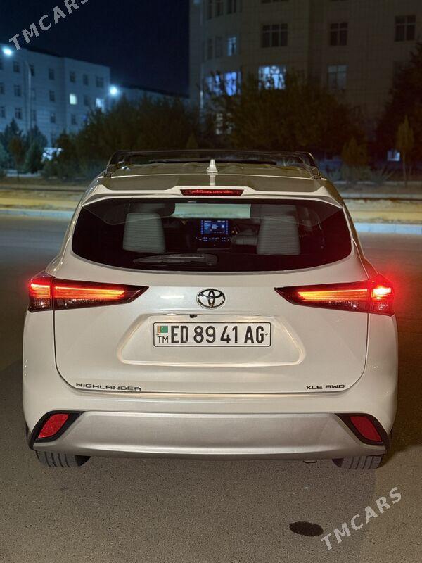 Toyota Highlander 2021 - 610 000 TMT - Ашхабад - img 4