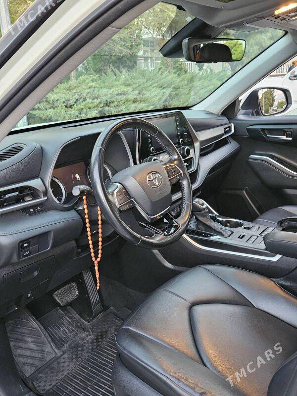 Toyota Highlander 2021 - 610 000 TMT - Ашхабад - img 3