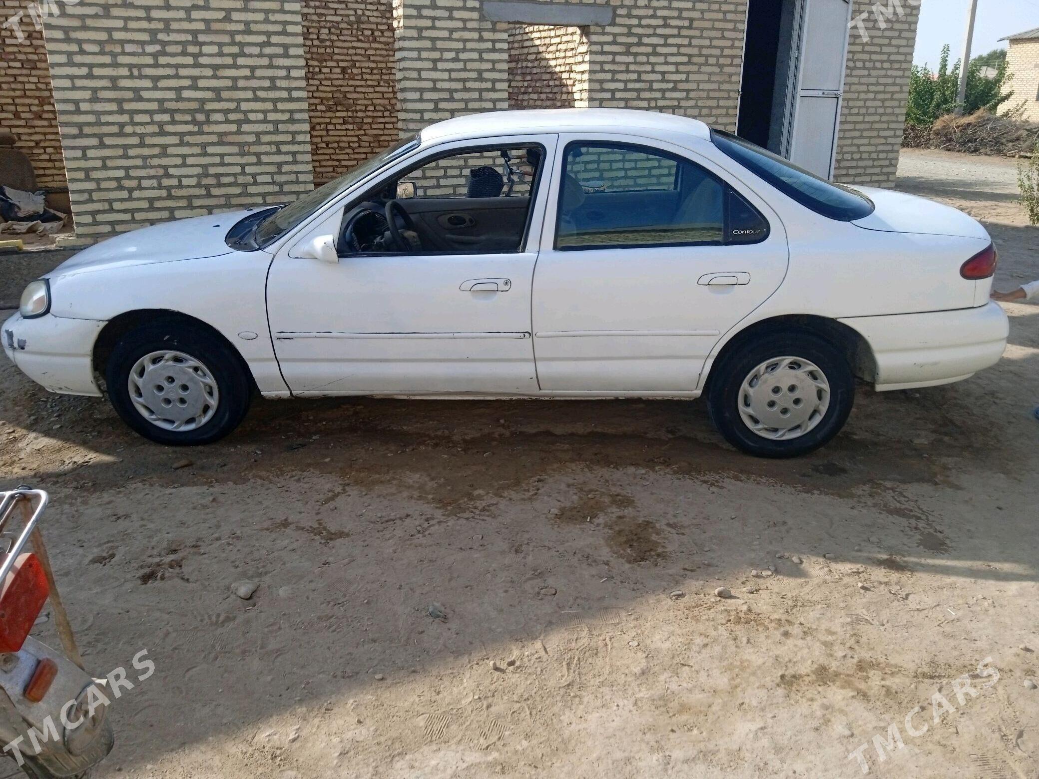 Toyota Corolla 2000 - 15 000 TMT - Babadaýhan - img 2