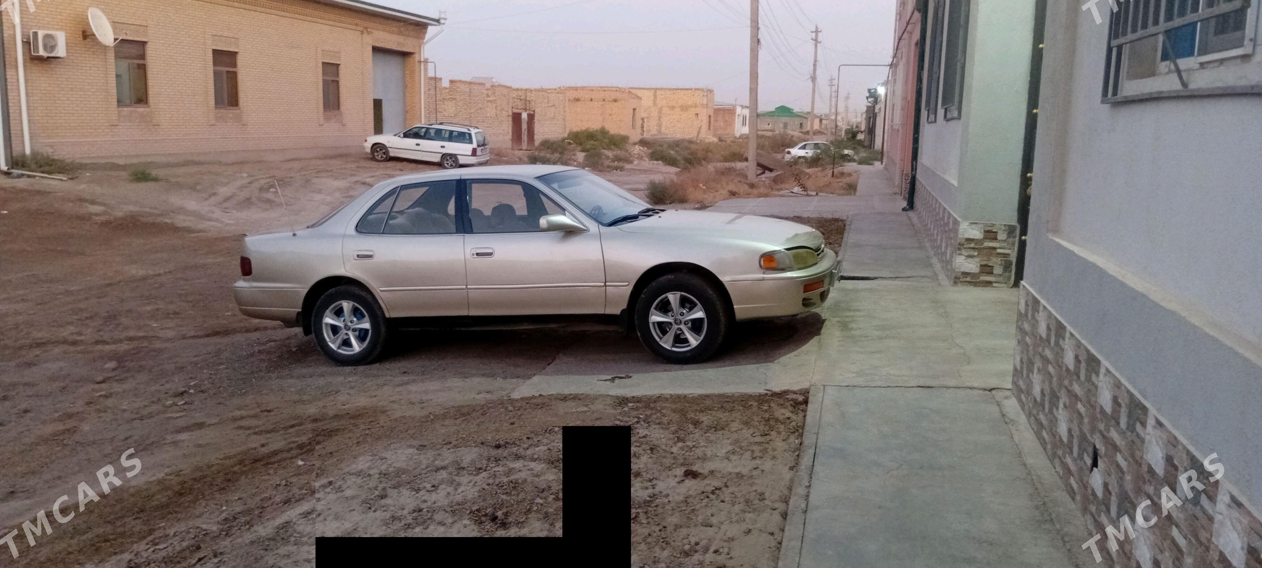 Toyota Camry 1995 - 84 000 TMT - Türkmenabat - img 2