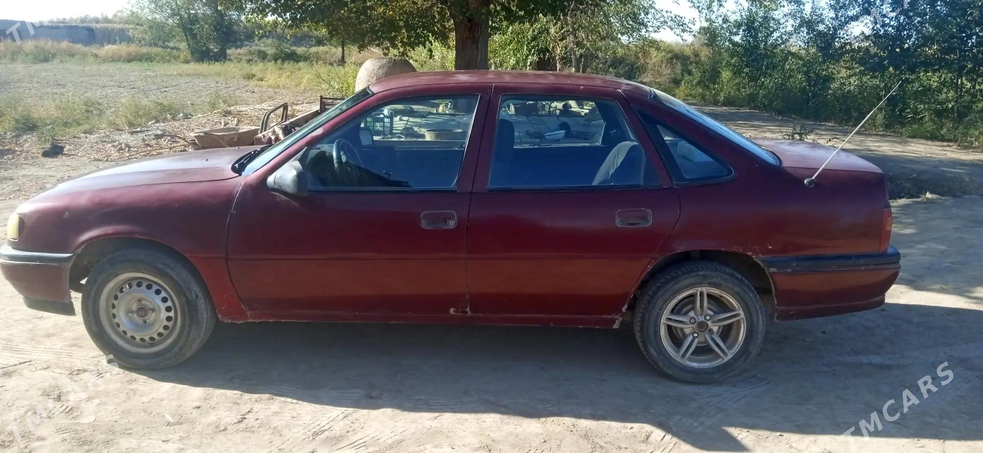 Opel Vectra 1992 - 18 000 TMT - Boldumsaz - img 2
