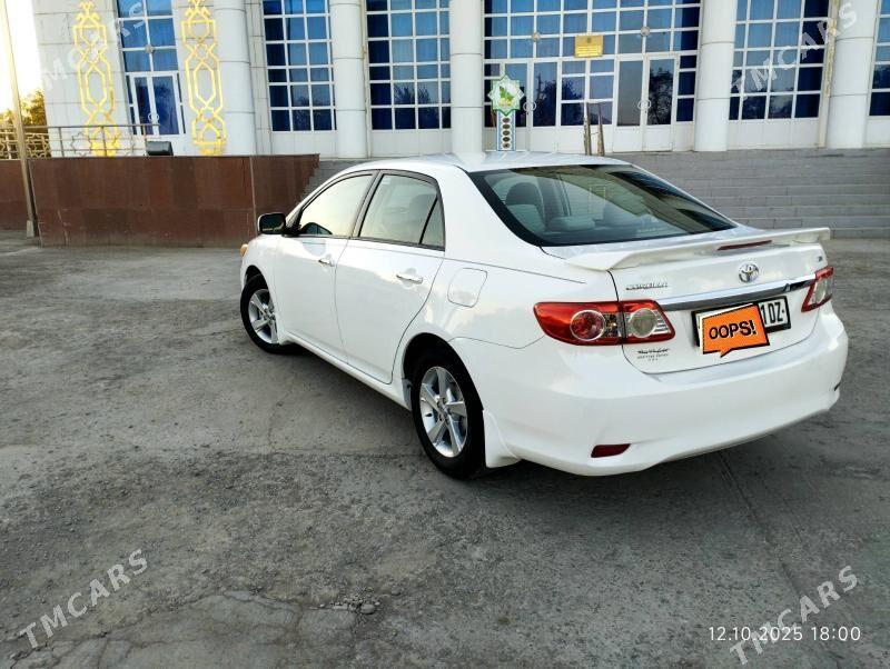 Toyota Corolla 2011 - 173 000 TMT - Гурбансолтан Едже - img 1