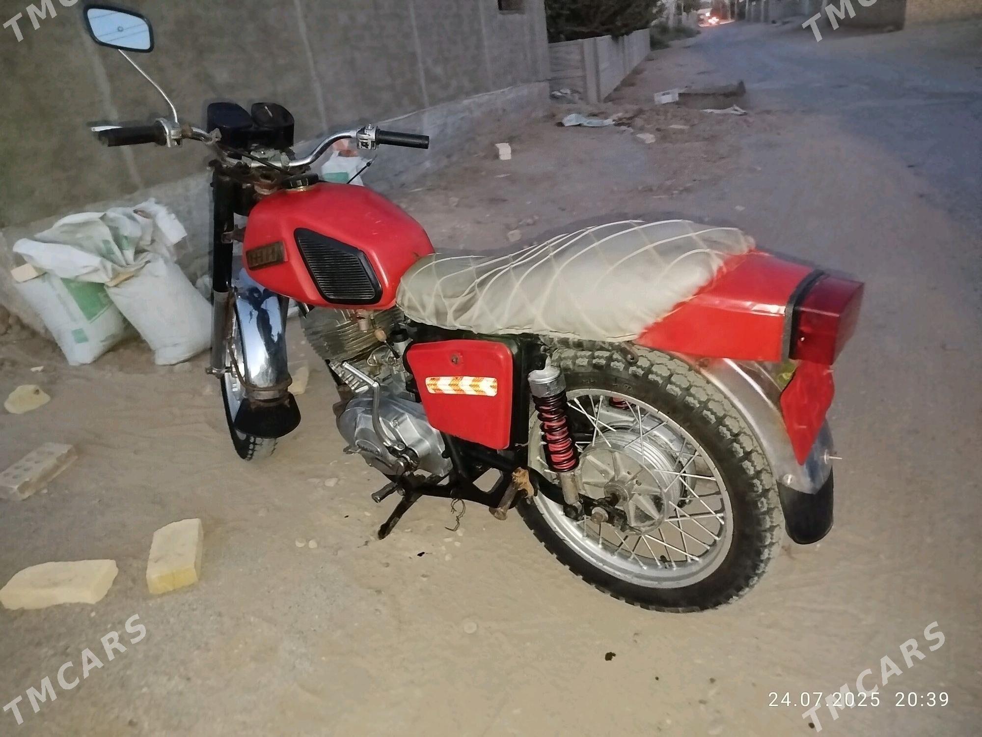 Iž Planeta 5 2010 - 9 000 TMT - Wekilbazar - img 1