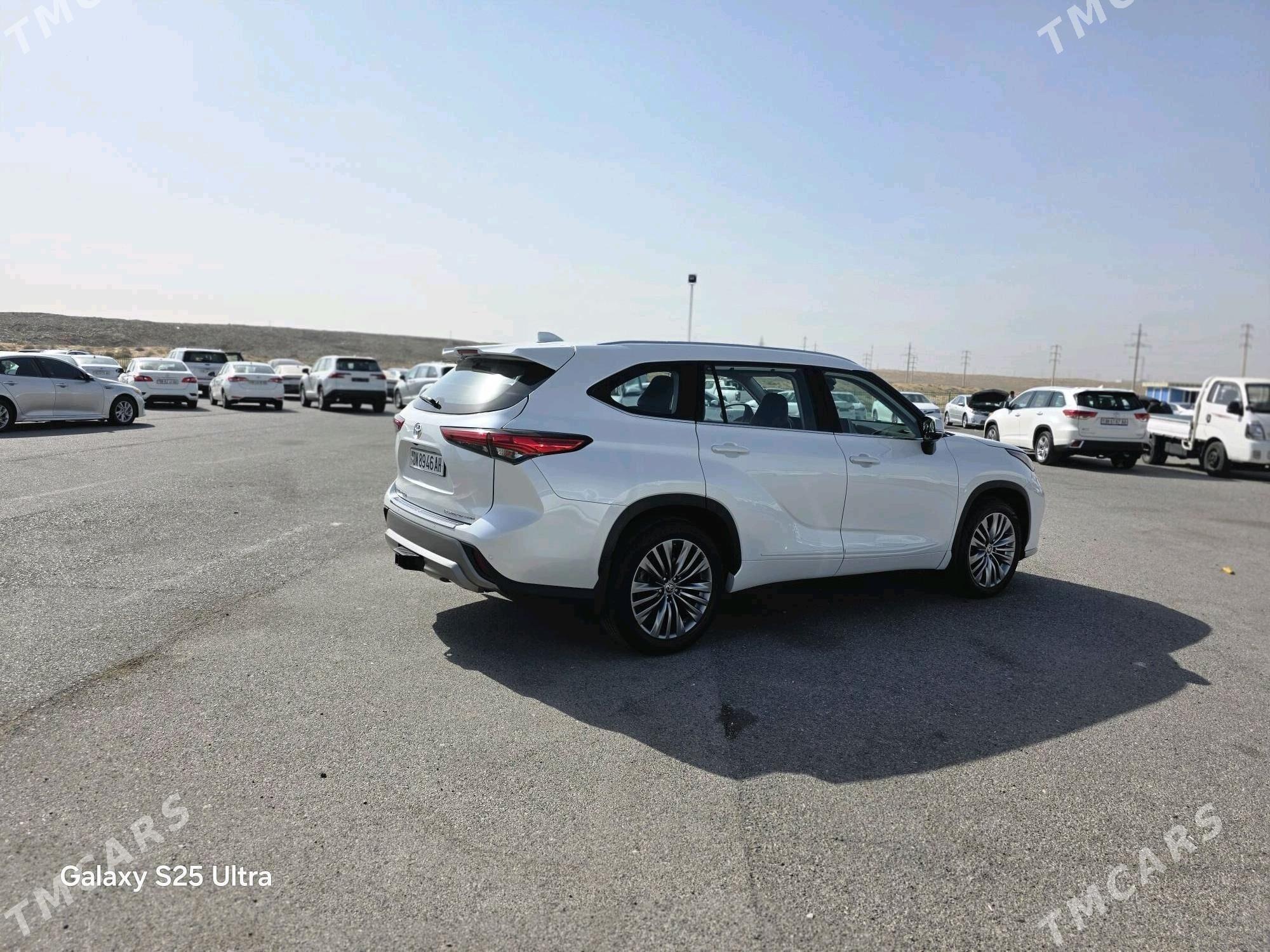 Toyota Highlander 2022 - 707 000 TMT - "Altyn Asyr" Gündogar bazary (Jygyllyk) - img 3