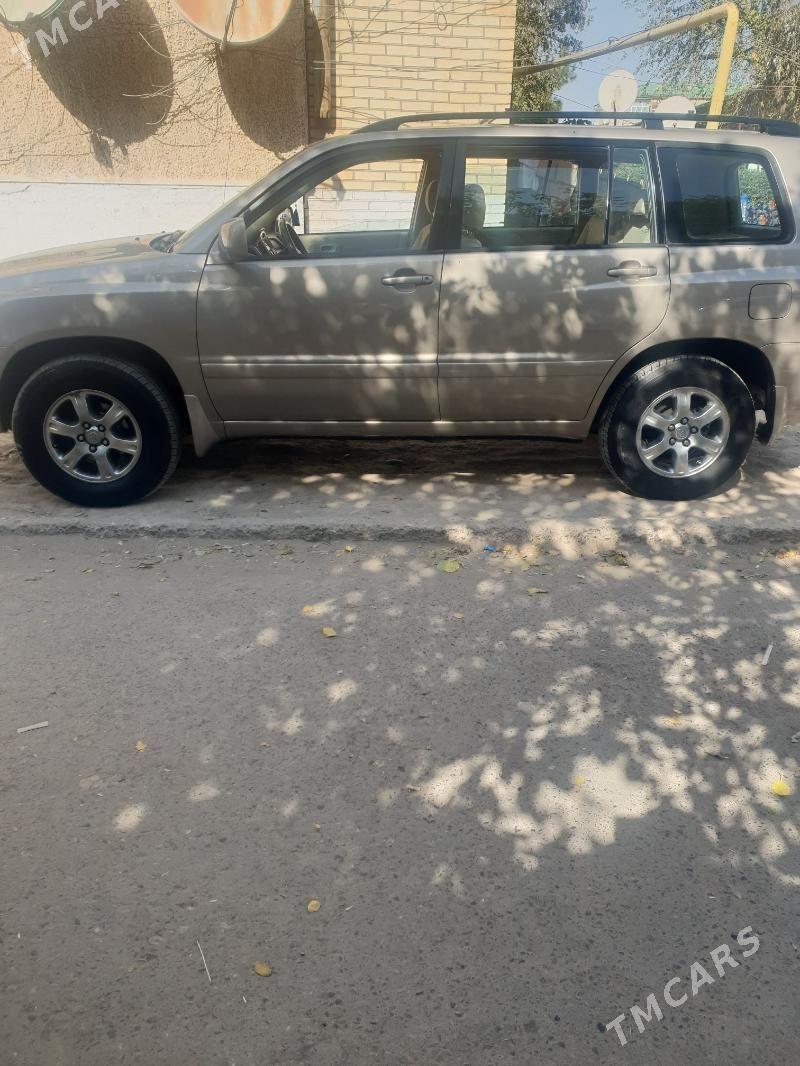 Toyota Highlander 2005 - 260 000 TMT - Туркменабат - img 1