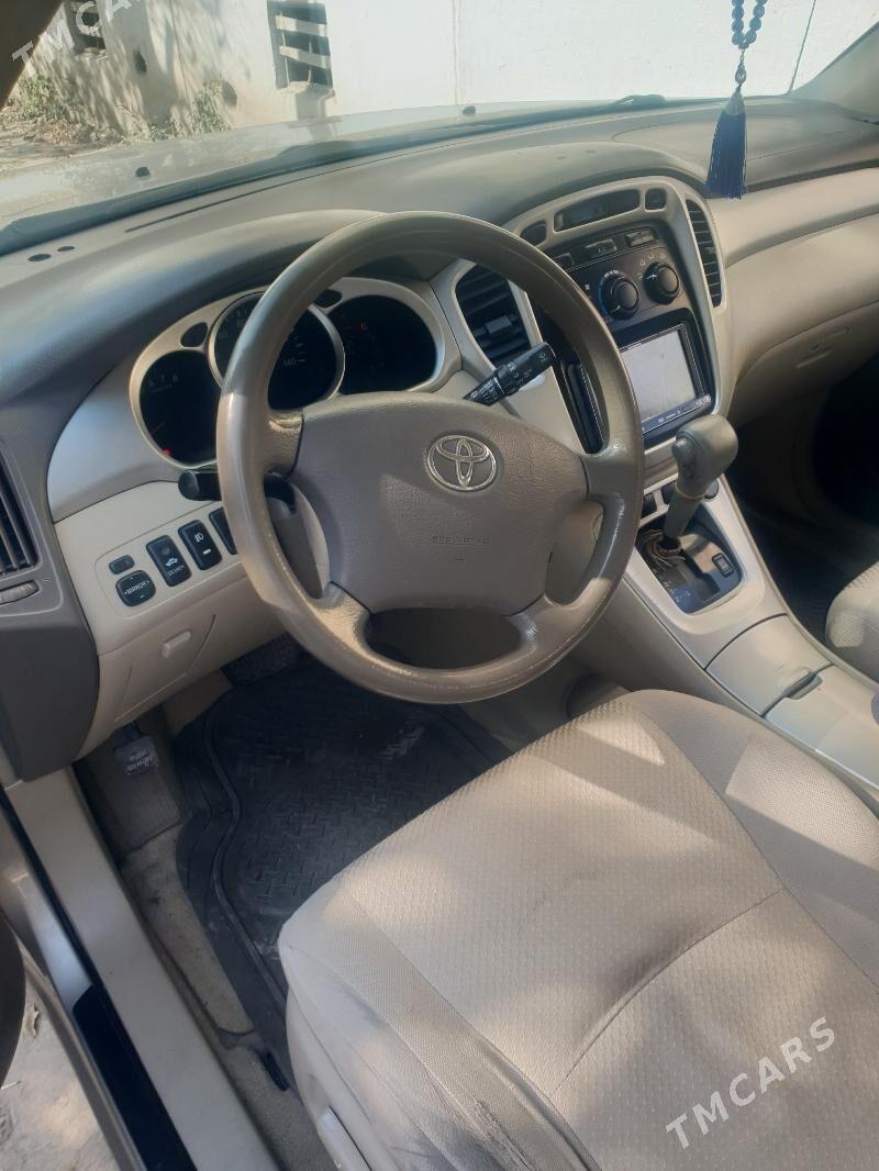 Toyota Highlander 2005 - 260 000 TMT - Туркменабат - img 4