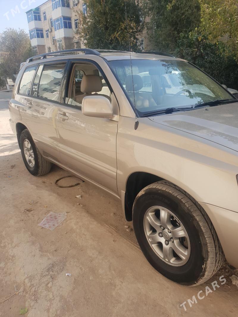 Toyota Highlander 2005 - 260 000 TMT - Туркменабат - img 2