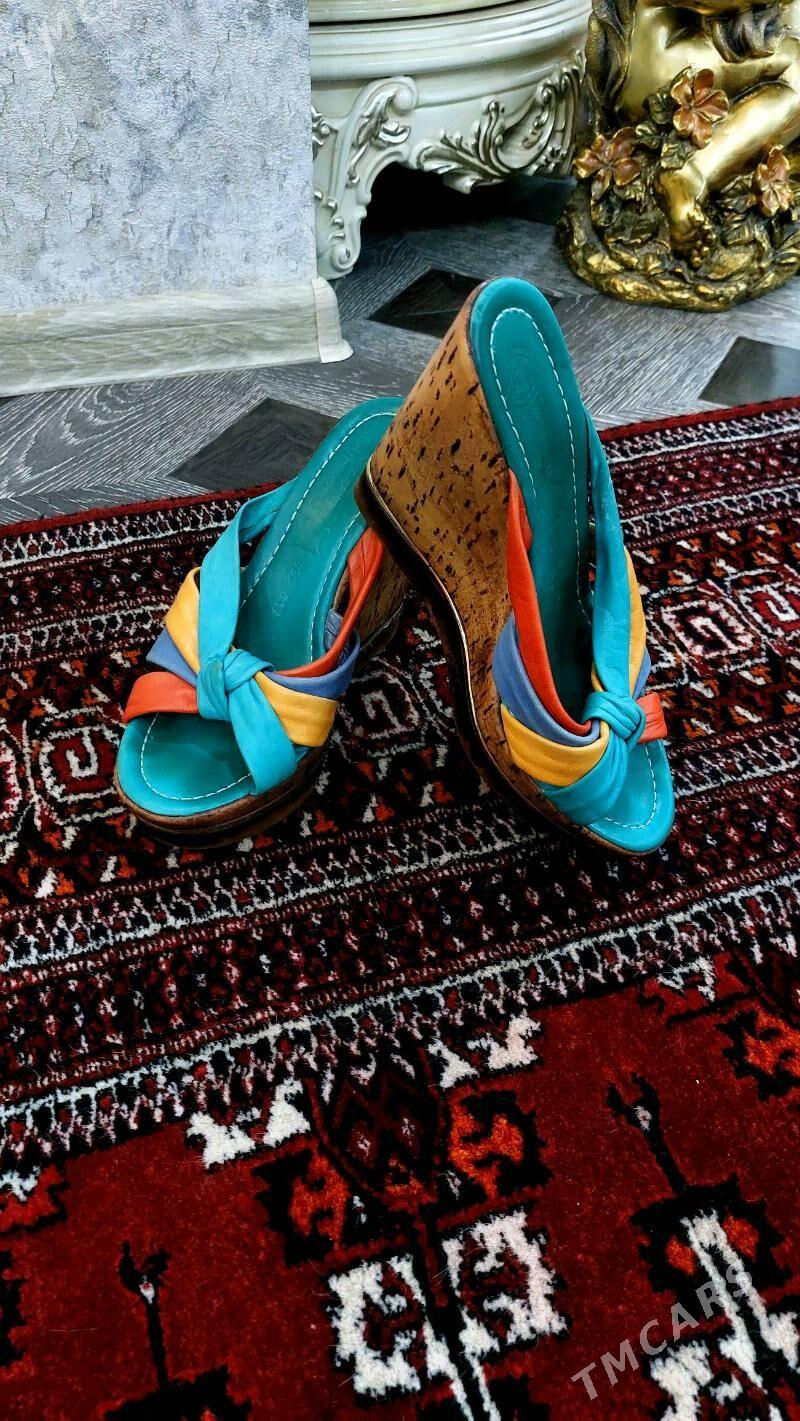 GÖK DERİ ŞLOPKA - Türkmenbaşy - img 2