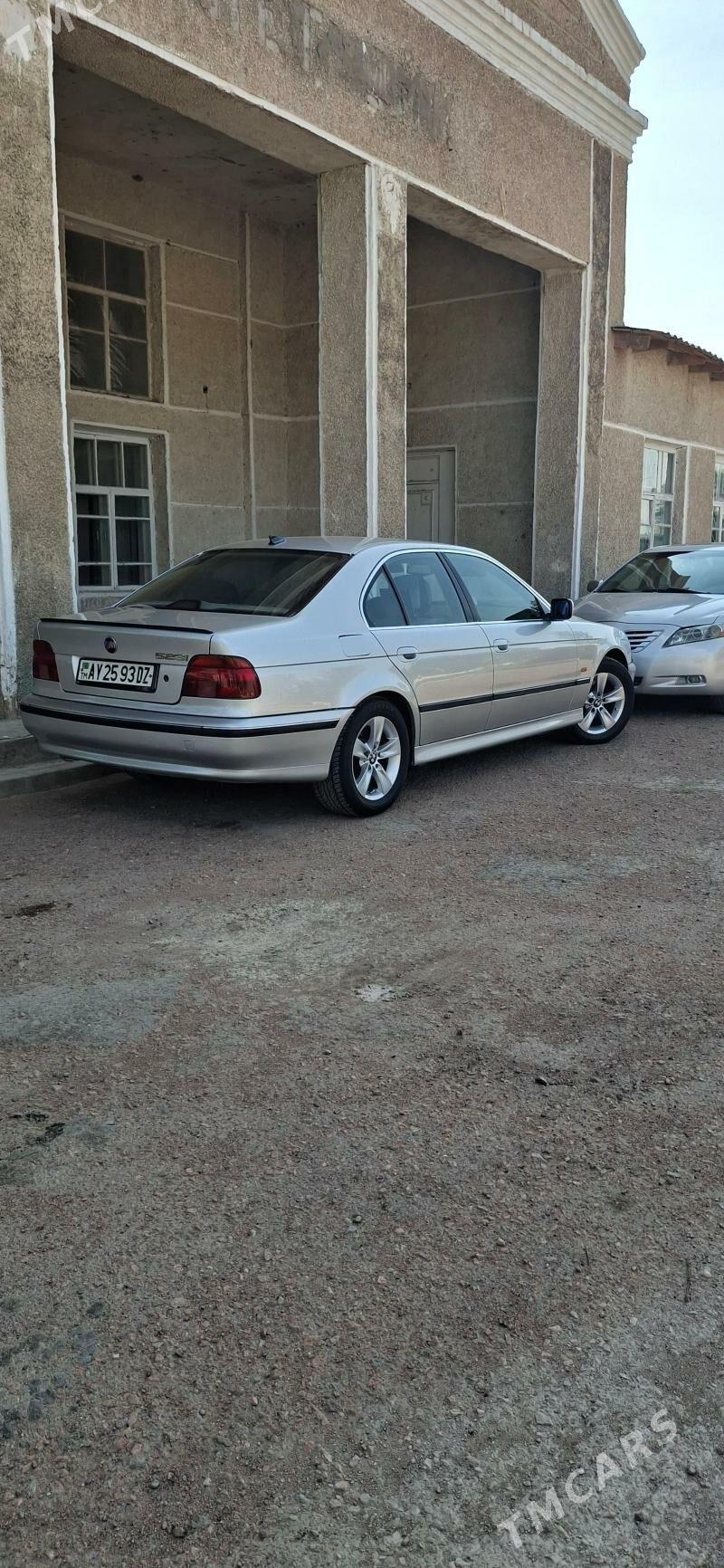 BMW E39 1997 - 90 000 TMT - Губадаг - img 1