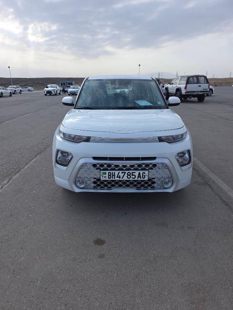 Kia Soul 2022 - 238 000 TMT - ул. Подвойского (Битарап Туркменистан шаёлы) - img 4