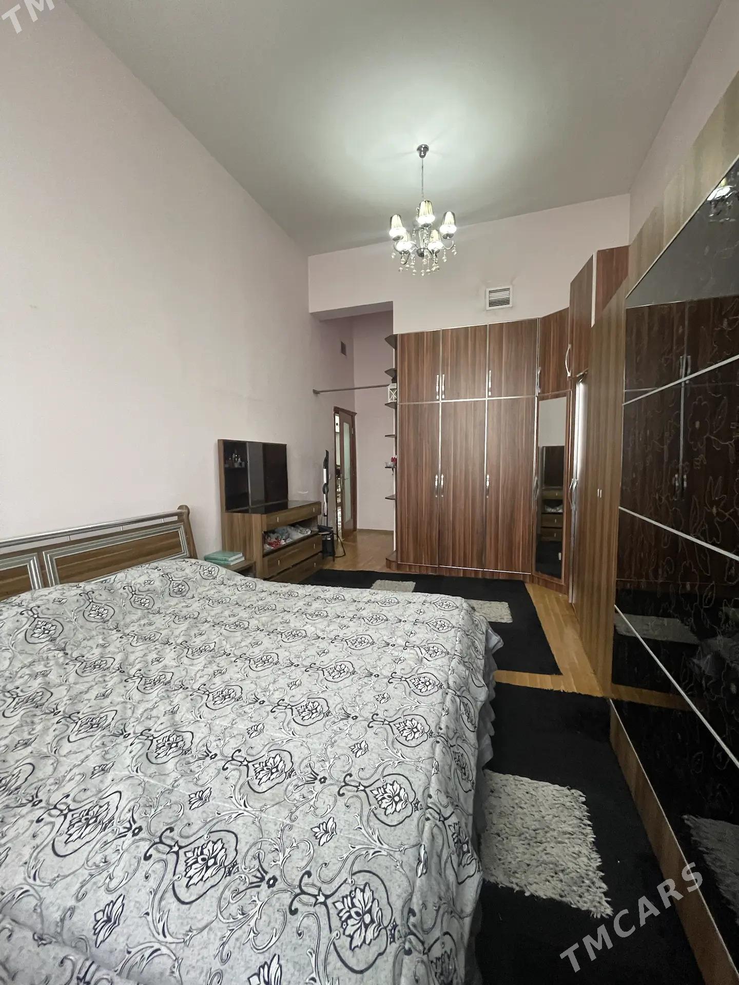 Podwoyski 3kom 2et 135m² - Podwoýski köç. (Bitarap Türkmenistan şaýoly) - img 2
