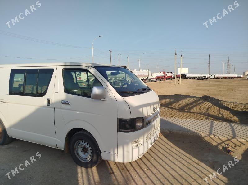 Toyota Hiace 2006 - 230 000 TMT - Эсенгулы - img 1