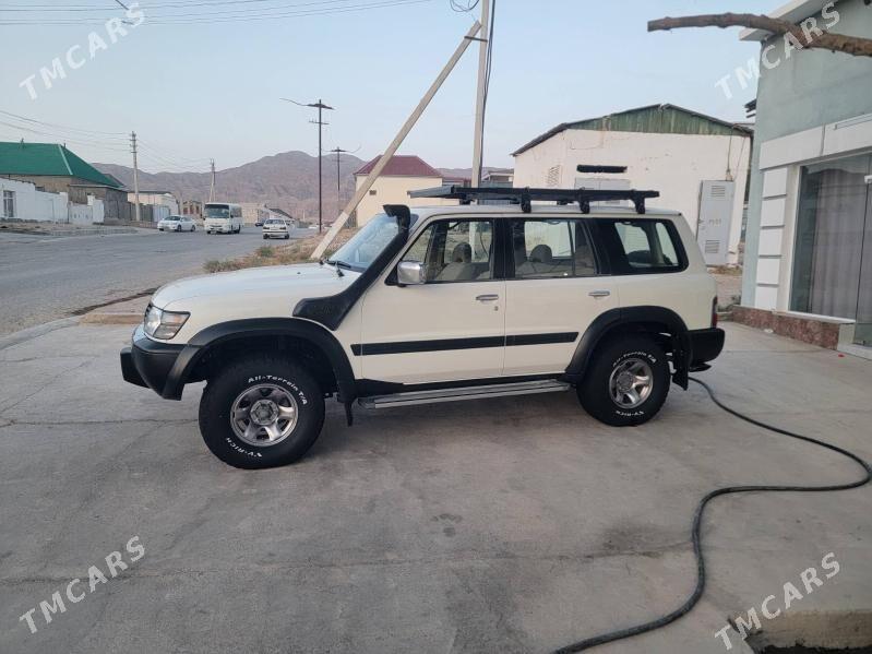 Nissan Patrol 2002 - 240 000 TMT - Балканабат - img 2