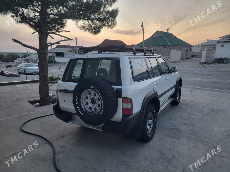 Nissan Patrol 2002 - 240 000 TMT - Балканабат - img 3
