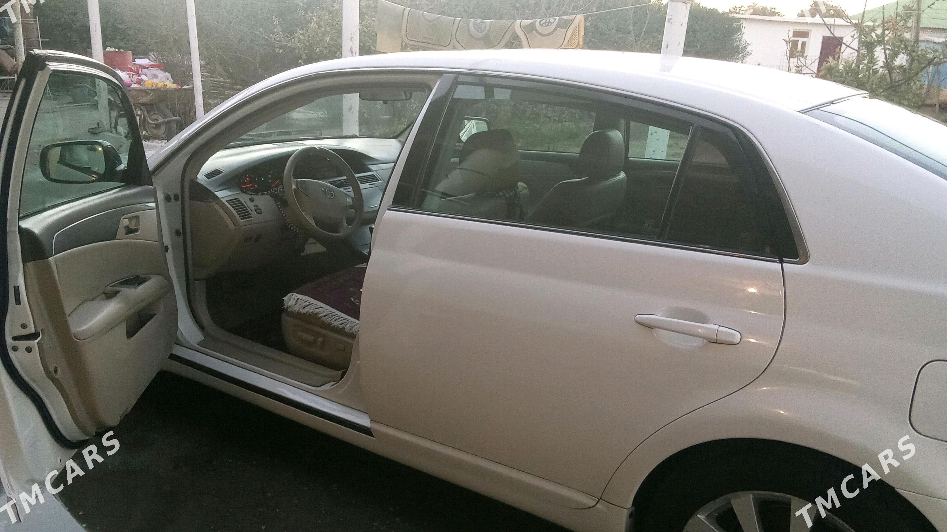 Toyota Avalon 2006 - 190 000 TMT - Бекреве - img 8