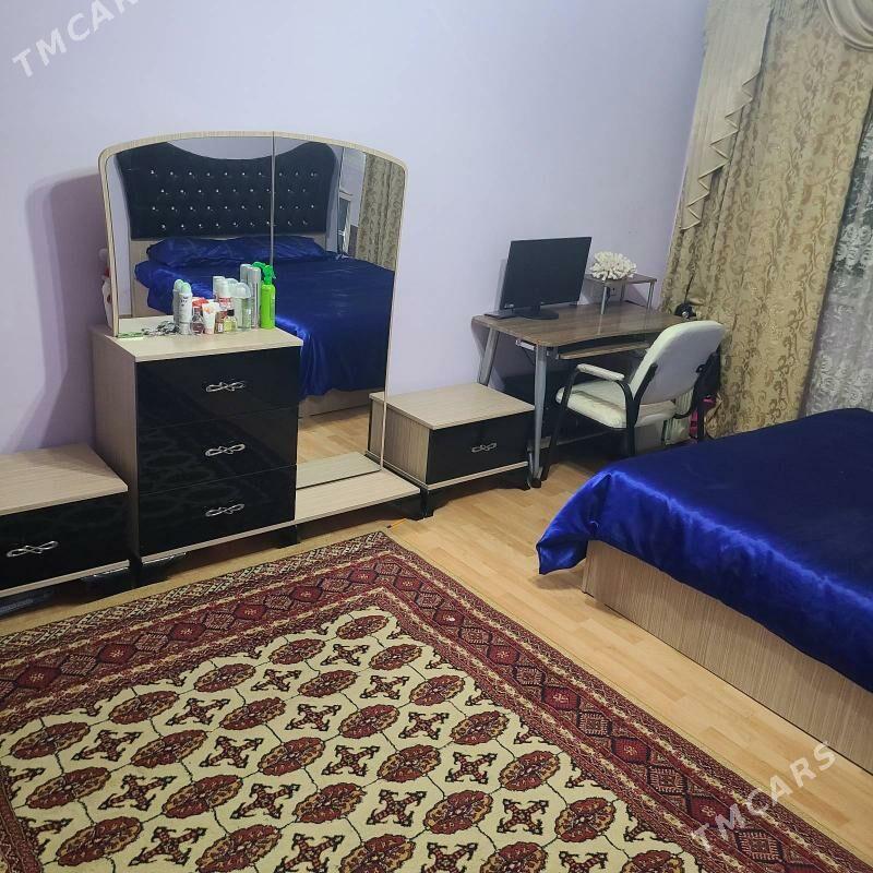 parahat 4 satlyk jay - Мир 4 - img 3