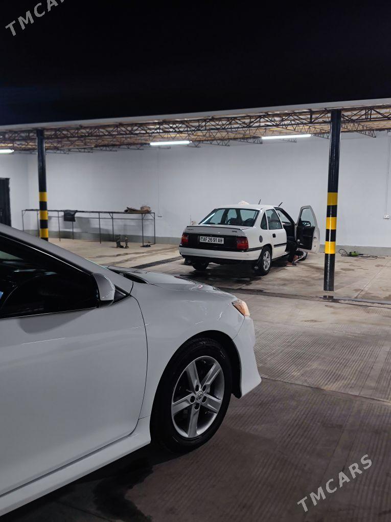 Toyota Camry 2012 - 260 000 TMT - Sarahs - img 3