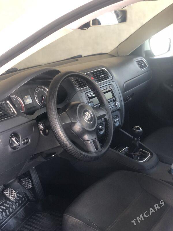 Volkswagen Jetta 2012 - 138 000 TMT - Aşgabat - img 4