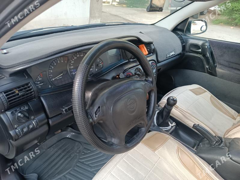 Opel Omega 1996 - 65 000 TMT - Türkmenabat - img 2