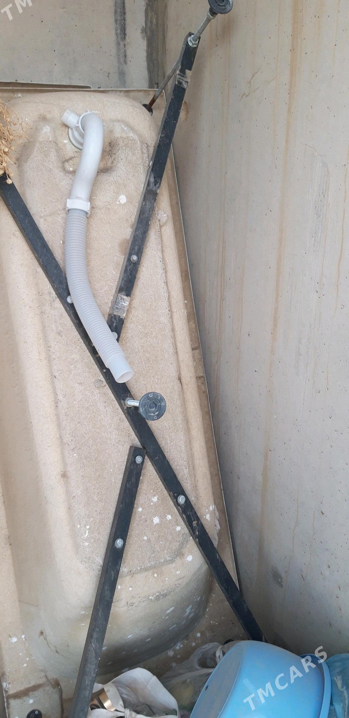 WANNA - Ýaşlyk - img 1