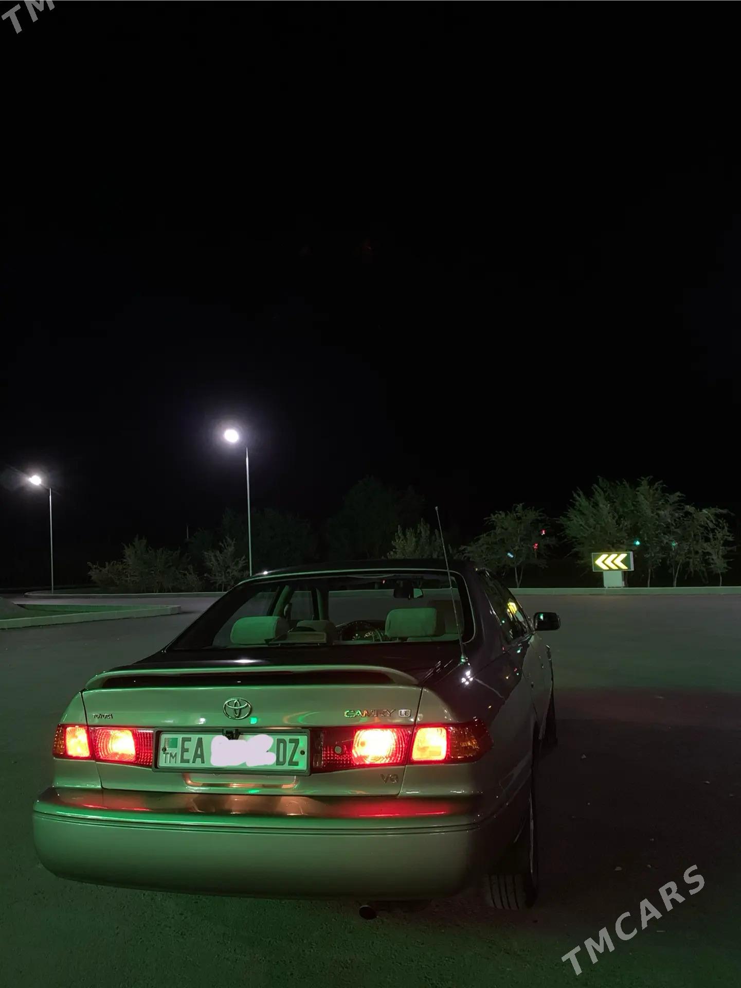Toyota Camry 1998 - 140 000 TMT - Köneürgenç - img 3