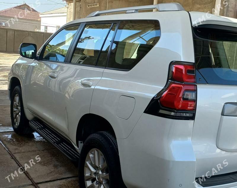 Toyota Land Cruiser Prado 2020 - 850 000 TMT - Балканабат - img 7