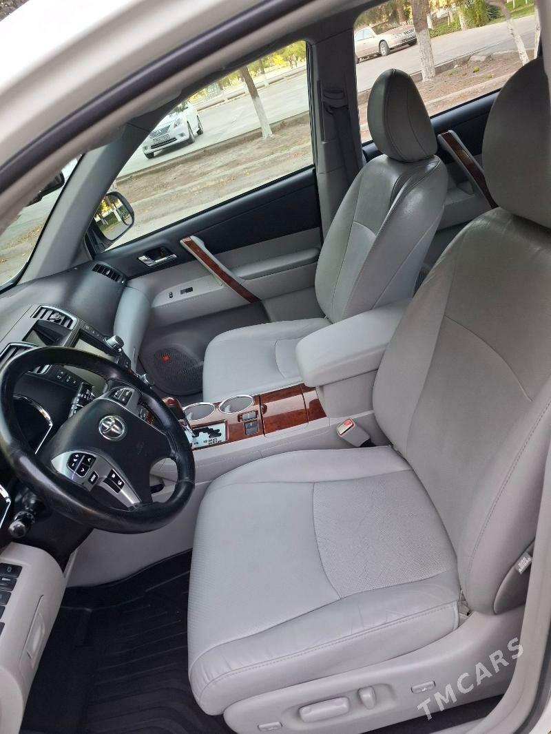 Toyota Highlander 2012 - 415 000 TMT - Туркменабат - img 8