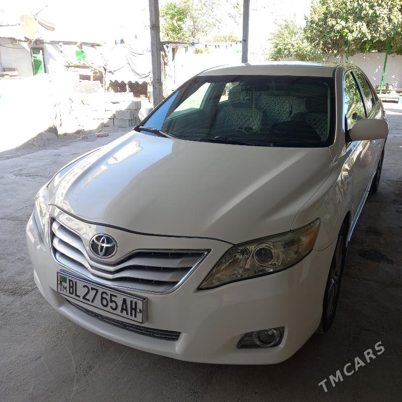 Toyota Camry 2009 - 200 000 TMT - Бахарден - img 2