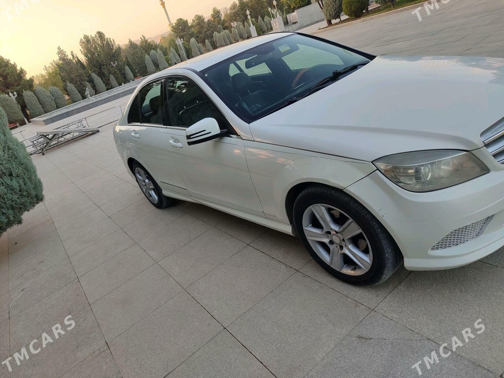 Mercedes-Benz C300 2010 - 180 000 TMT - Ак-Бугдайский этрап - img 5