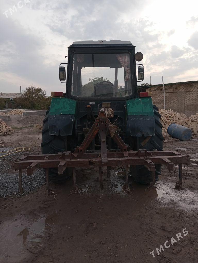 MTZ 82 2007 - 200 000 TMT - Фарап - img 1