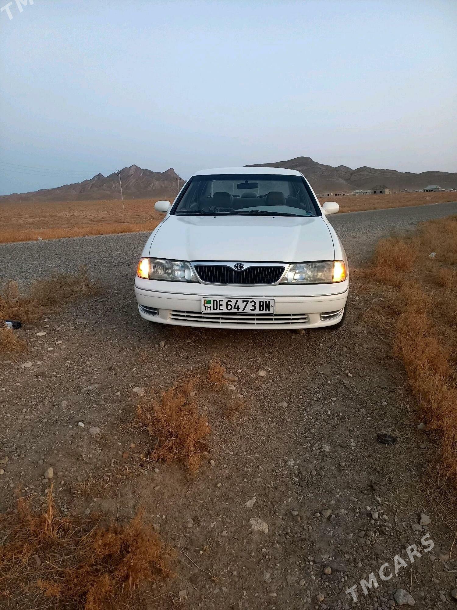 Toyota Avalon 1996 - 125 000 TMT - Балканабат - img 1