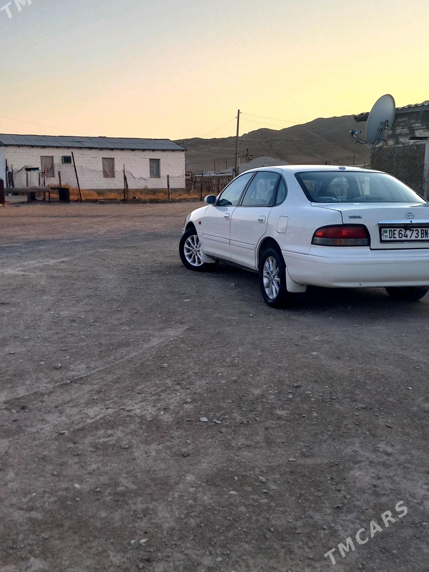 Toyota Avalon 1996 - 125 000 TMT - Балканабат - img 3