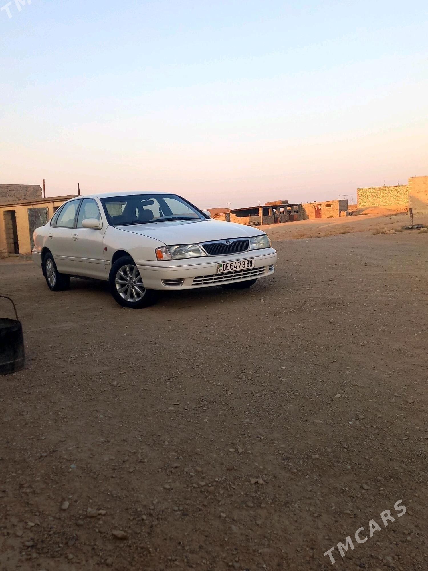 Toyota Avalon 1996 - 125 000 TMT - Балканабат - img 2