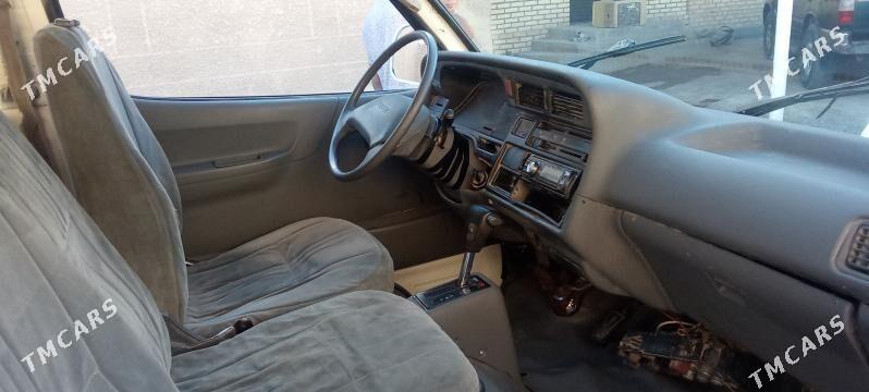 Toyota Hiace 1993 - 72 000 TMT - Мары - img 5