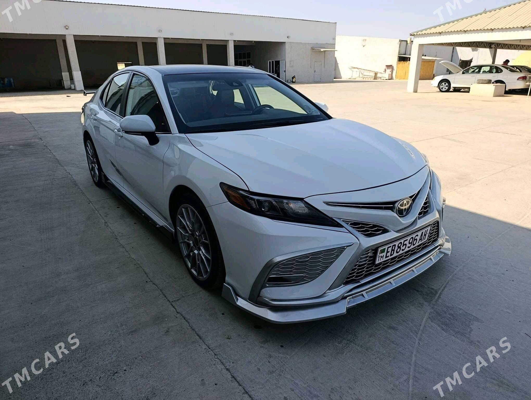Toyota Camry 2022 - 380 000 TMT - Теджен - img 1